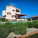 Villa Stokovci