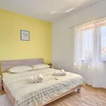 Villa Stokovci Ferienhaus *
