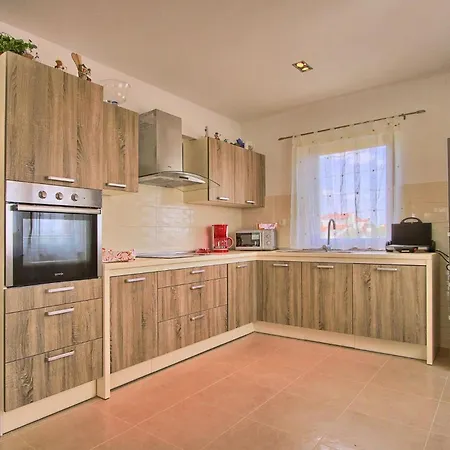 Villa Stokovci בית נופש *