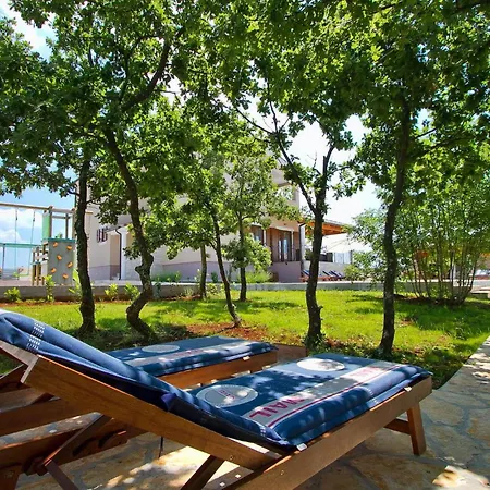 Villa Stokovci *