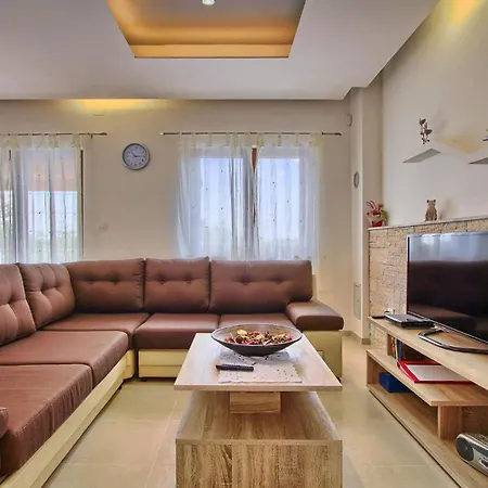 בית נופש Villa Stokovci Štokovci