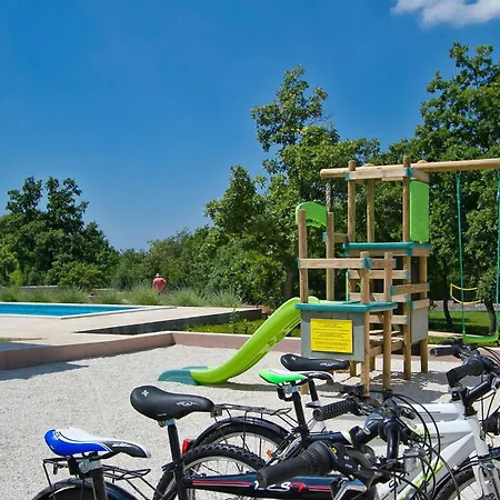 Villa Stokovci בית נופש